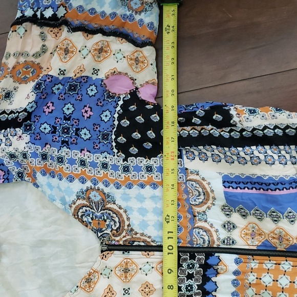 Democracy ladies tatted top - Picture 6 of 11